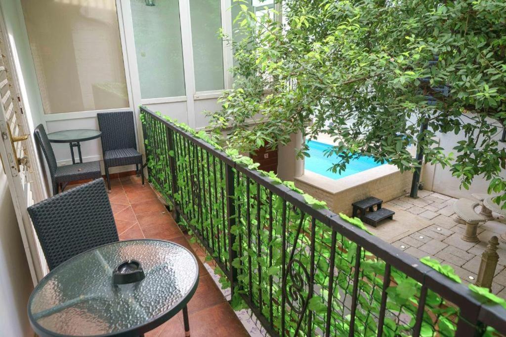 Heritage Residence In Center With Pool- Apartments Vodice Exteriér fotografie